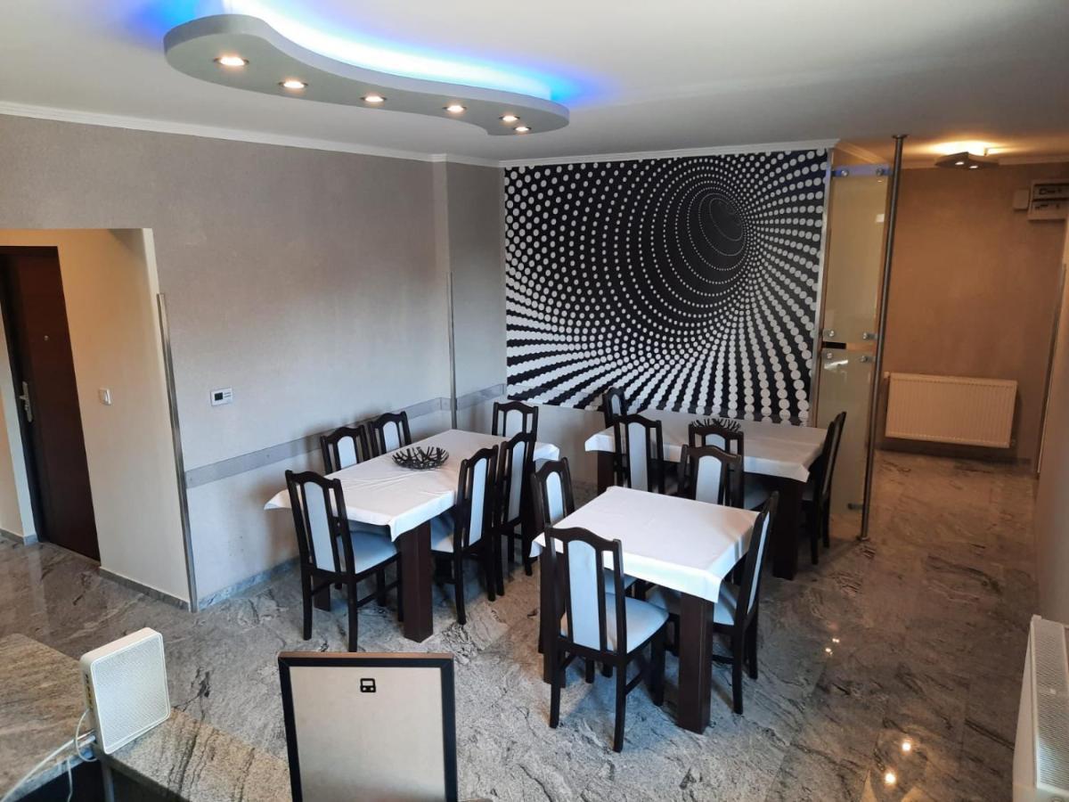 Borostyan Panzio Bed and Breakfast Debrecen Buitenkant foto