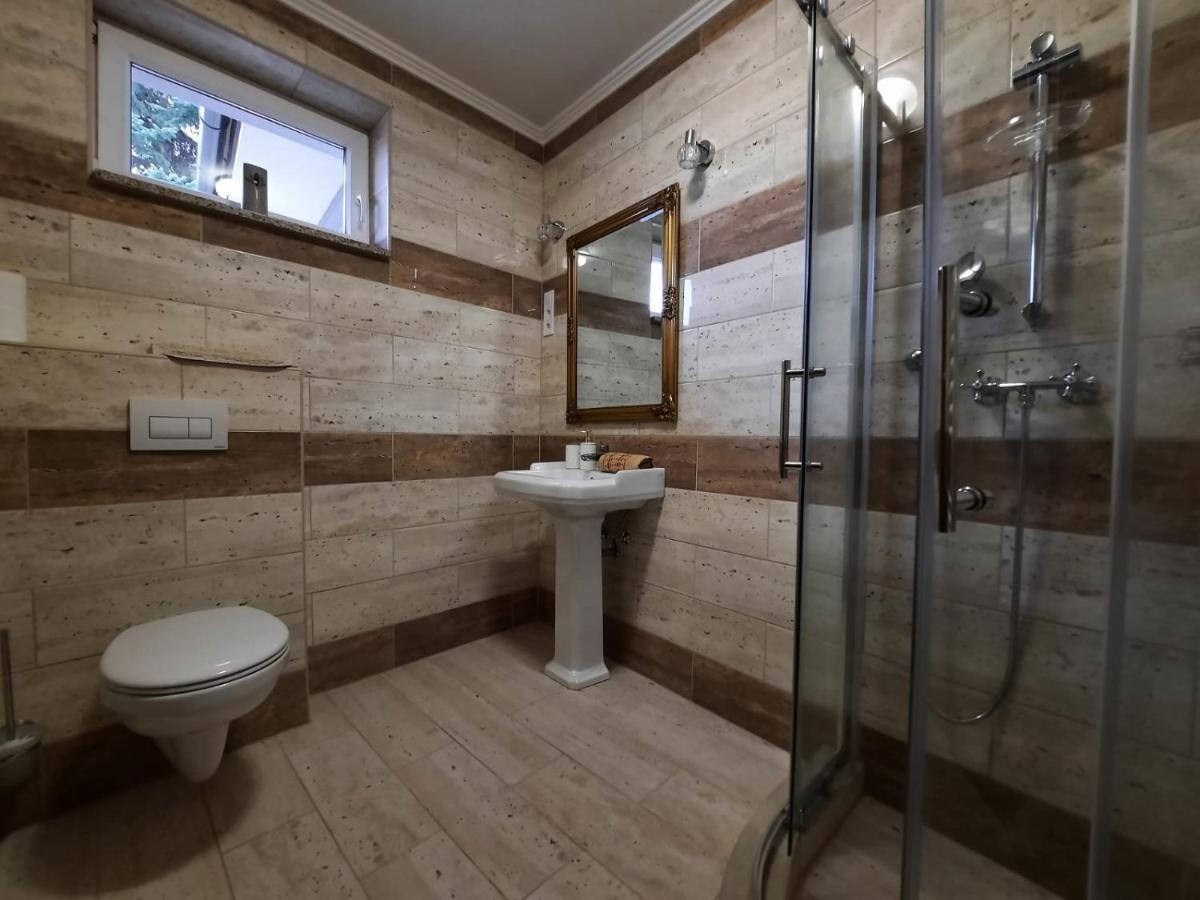 Borostyan Panzio Bed and Breakfast Debrecen Buitenkant foto