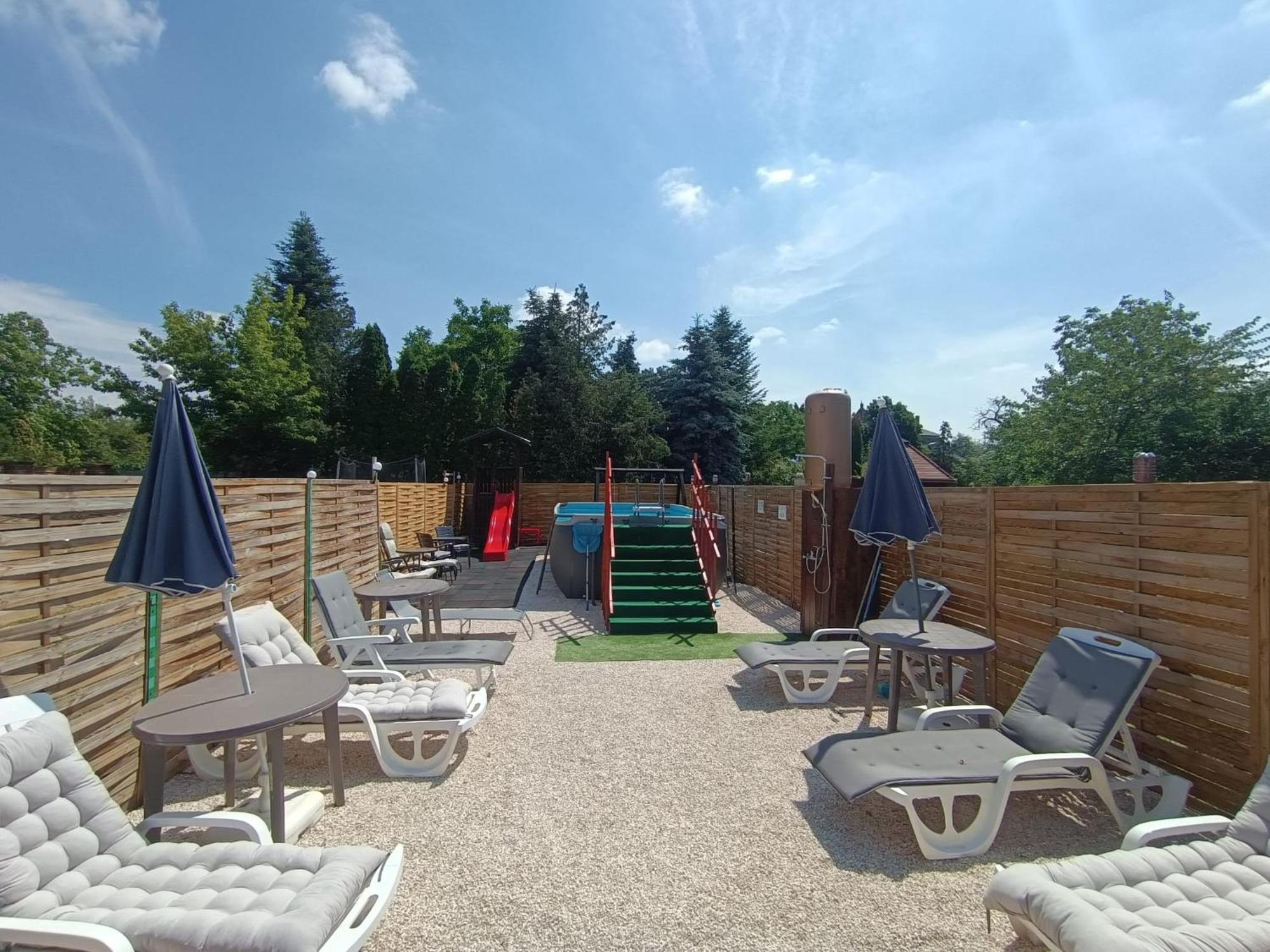 Borostyan Panzio Bed and Breakfast Debrecen Buitenkant foto