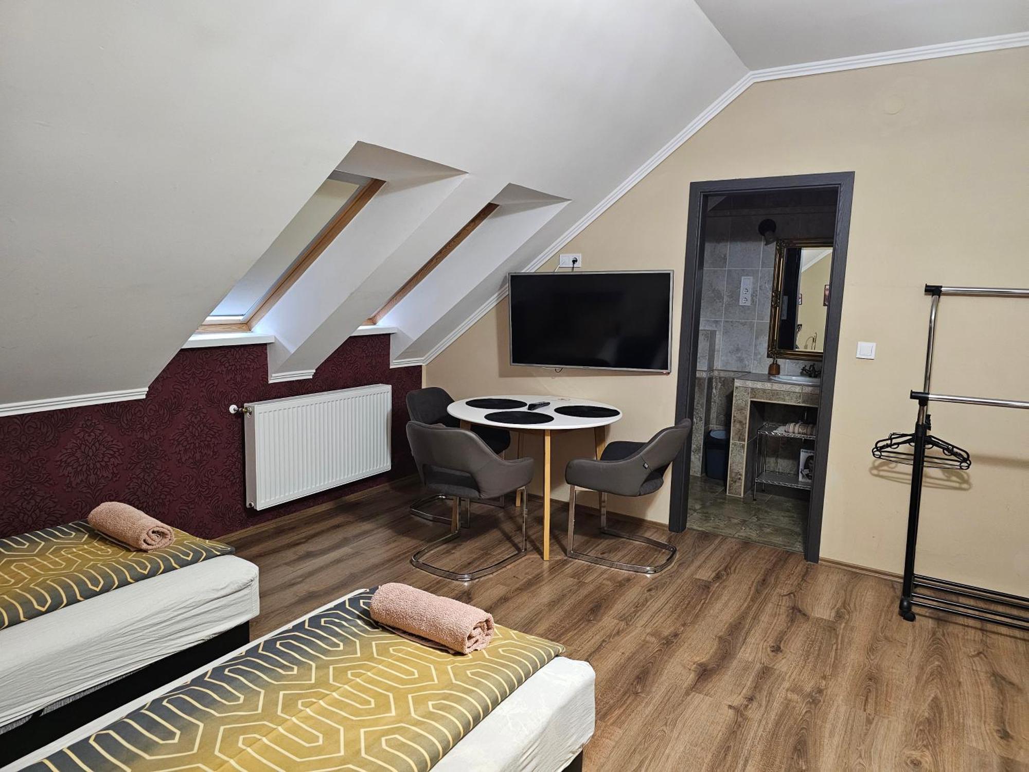 Borostyan Panzio Bed and Breakfast Debrecen Buitenkant foto